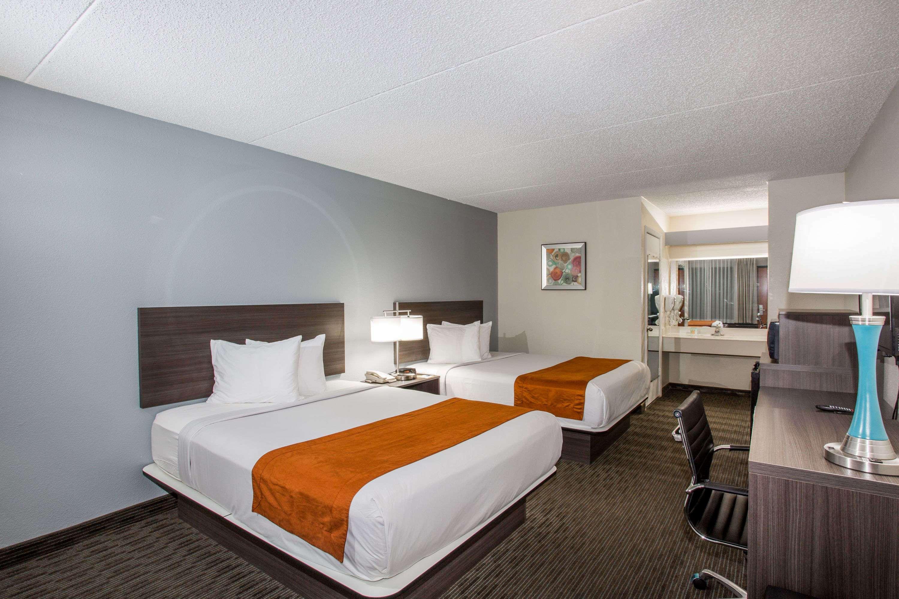 Days Inn & Suites By Wyndham Orlando Airport Eksteriør bilde